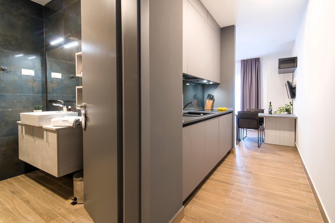 Curicta Design *